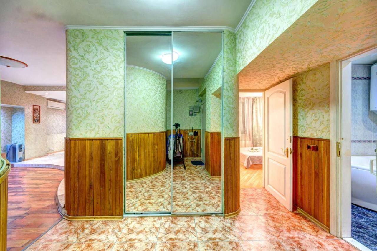 קייב Apartments Of Bogdan Khmelnitsky מראה חיצוני תמונה